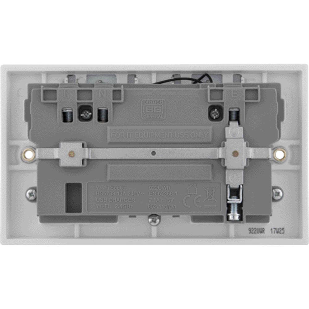 BG 2.1A USB Charger And Wi-Fi Range Extender Socket - 922UWR