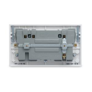 BG 13A Double Socket With 2 X USB 3.1A - 922U3
