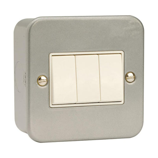 Click Metal Clad 3 Gang 2 Way Light Switch - CL013