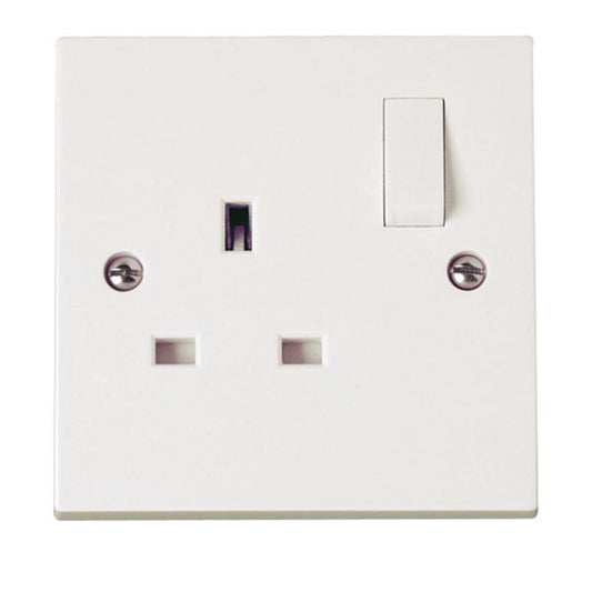 Click Polar 13A 1 Gang Switched Socket
