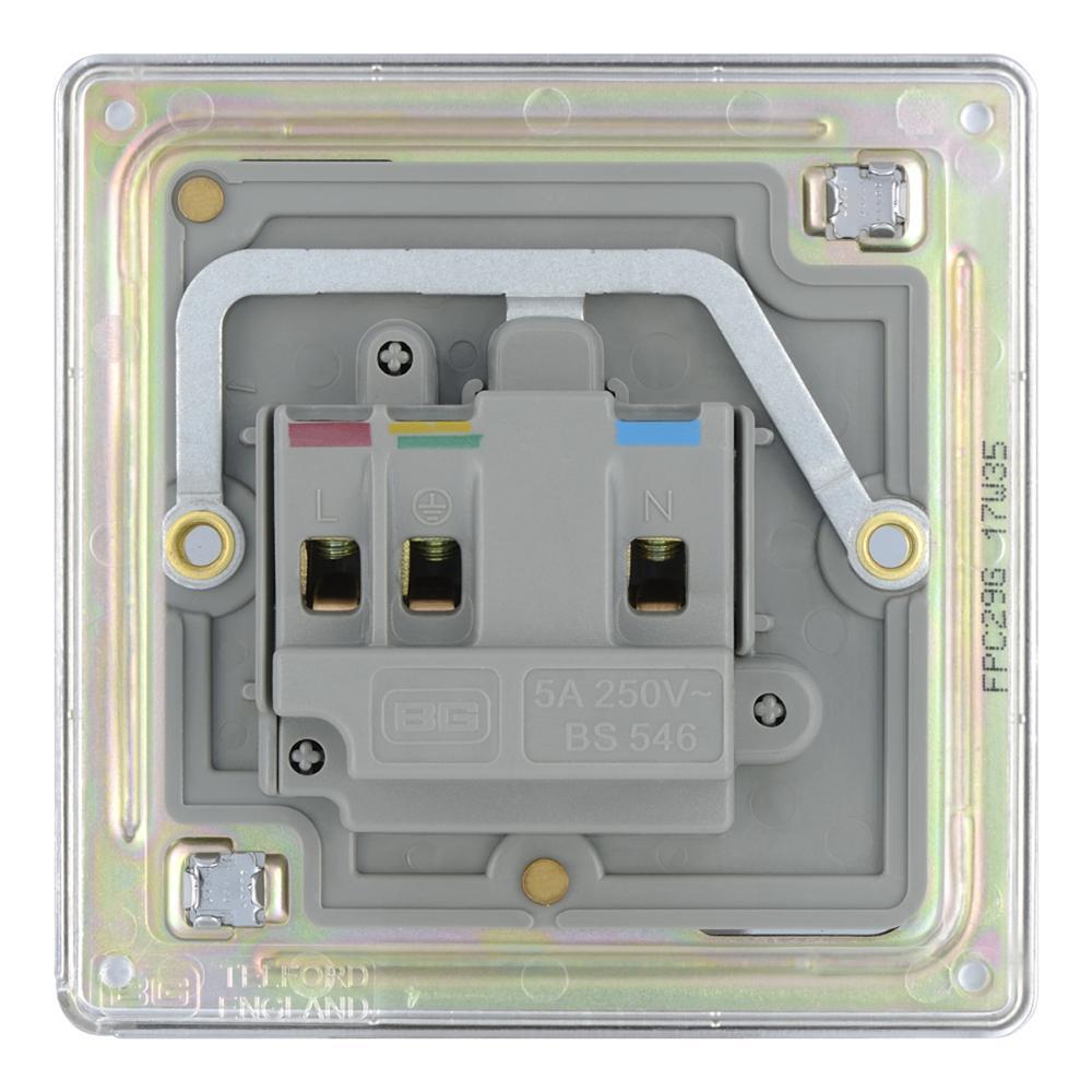 BG FPC29G 5A 1 Gang Unswitched Socket - Screwless Flatplate - Polished Chrome